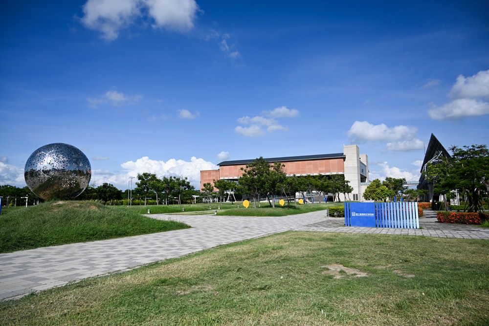 台南親子旅遊|國立臺灣歷史博物館 南科悦揚 安南區 永康區 商圈美食 亞太國際棒球訓練中心 史博館特區 - 第3張圖 台南親子旅遊|國立臺灣歷史博物館 南科悦揚 安南區 永康區 商圈美食 亞太國際棒球訓練中心 史博館特區