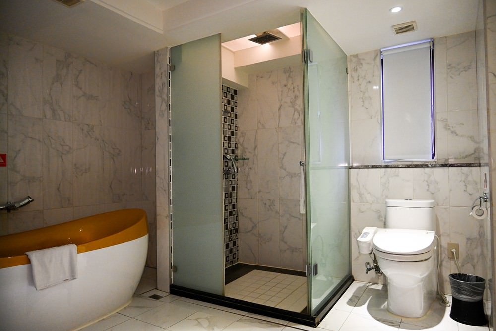 台中住宿推薦｜世聯商旅 城市美術館 商務旅遊住宿推薦 文心商圈餐廳美食