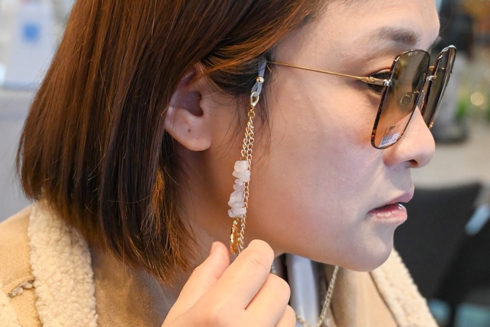 愛斯眼鏡精品｜屏東典藏館 德國NO.1 OptoVision客製化 鑽晶膜 Volkswagen純鈦鏡框 配鏡3D體驗