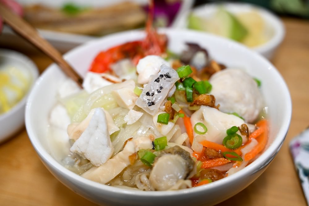 多元東遊記(二)｜龍膽石斑魚的故鄉 新龍社區餵食體驗 海鮮龍膽石斑湯飯 手撒網&石斑魚丸DIY