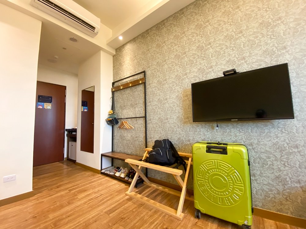 台東住宿推薦｜太陽升起的地方 太麻里曙光渡假 初鹿之境 夜探小野柳 排灣族部落豐收祭 太麻里平交道 多良車站 三天兩夜家族親子旅遊