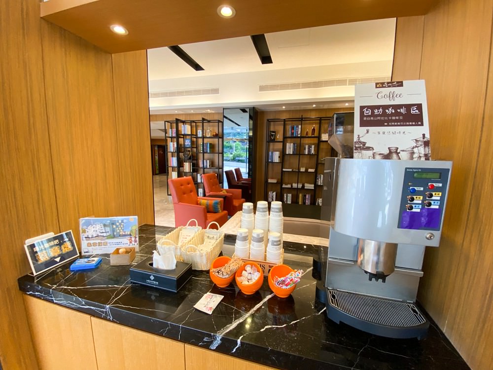 台東住宿推薦｜太陽升起的地方 太麻里曙光渡假 初鹿之境 夜探小野柳 排灣族部落豐收祭 太麻里平交道 多良車站 三天兩夜家族親子旅遊