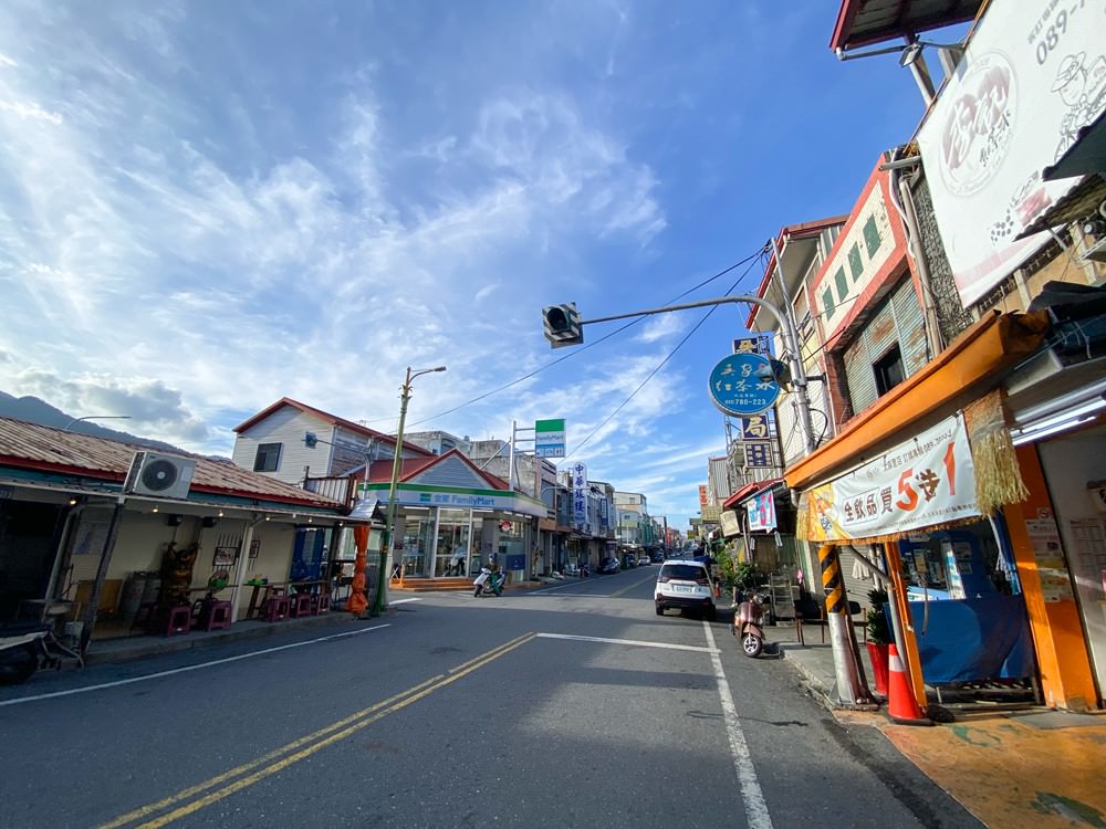 台東住宿推薦｜太陽升起的地方 太麻里曙光渡假 初鹿之境 夜探小野柳 排灣族部落豐收祭 太麻里平交道 多良車站 三天兩夜家族親子旅遊