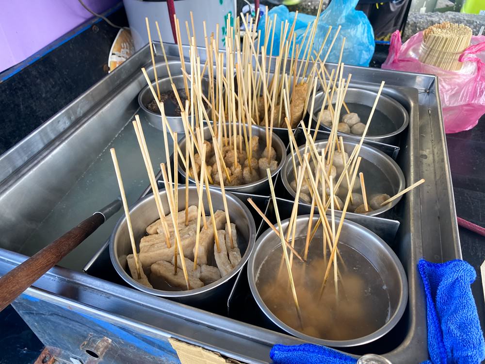 台東住宿推薦｜太陽升起的地方 太麻里曙光渡假 初鹿之境 夜探小野柳 排灣族部落豐收祭 太麻里平交道 多良車站 三天兩夜家族親子旅遊