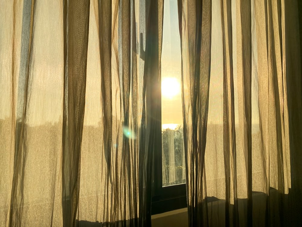 台東住宿推薦｜太陽升起的地方 太麻里曙光渡假 初鹿之境 夜探小野柳 排灣族部落豐收祭 太麻里平交道 多良車站 三天兩夜家族親子旅遊