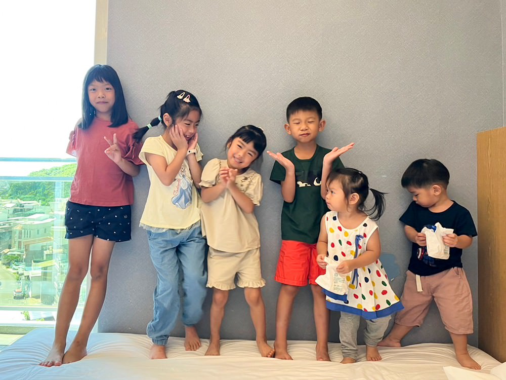 台東住宿推薦|鐵道旅驛追球日誌 無人機光雕音樂會 美娥海鮮必吃 逐浪海景咖啡看海 三天兩夜家族親子旅遊 - 第3張圖 台東住宿推薦|鐵道旅驛追球日誌 無人機光雕音樂會 美娥海鮮必吃 逐浪海景咖啡看海 三天兩夜家族親子旅遊