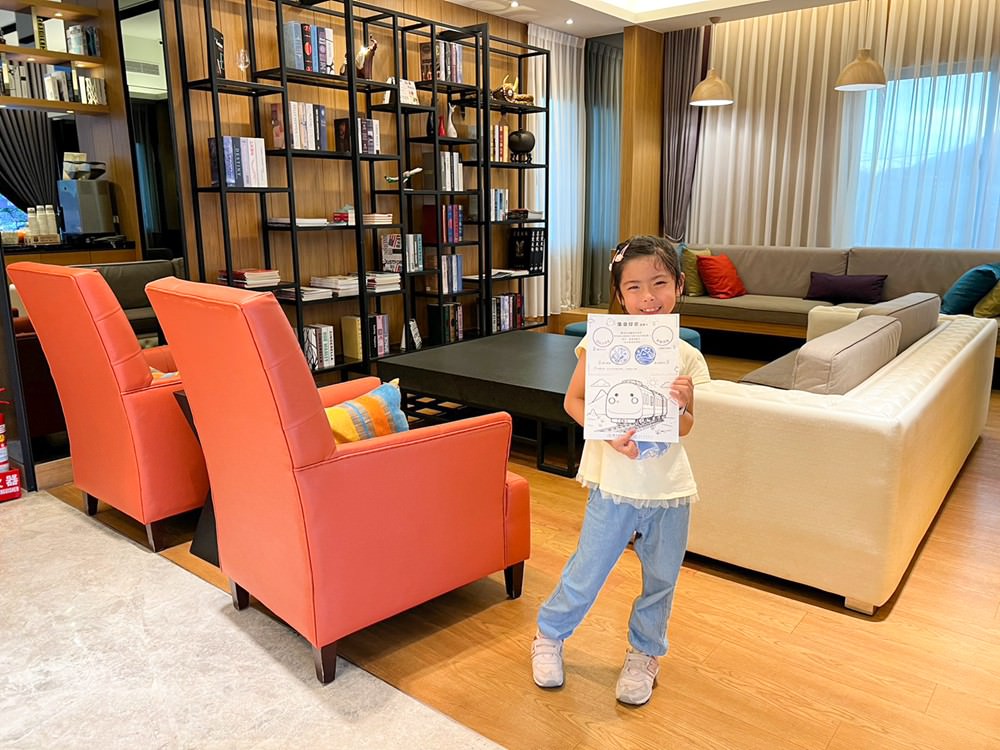 台東住宿推薦｜太陽升起的地方 太麻里曙光渡假 初鹿之境 夜探小野柳 排灣族部落豐收祭 太麻里平交道 多良車站 三天兩夜家族親子旅遊