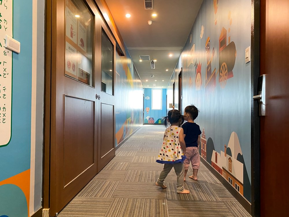 台東住宿推薦|鐵道旅驛追球日誌 無人機光雕音樂會 美娥海鮮必吃 逐浪海景咖啡看海 三天兩夜家族親子旅遊 - 第31張圖 台東住宿推薦|鐵道旅驛追球日誌 無人機光雕音樂會 美娥海鮮必吃 逐浪海景咖啡看海 三天兩夜家族親子旅遊