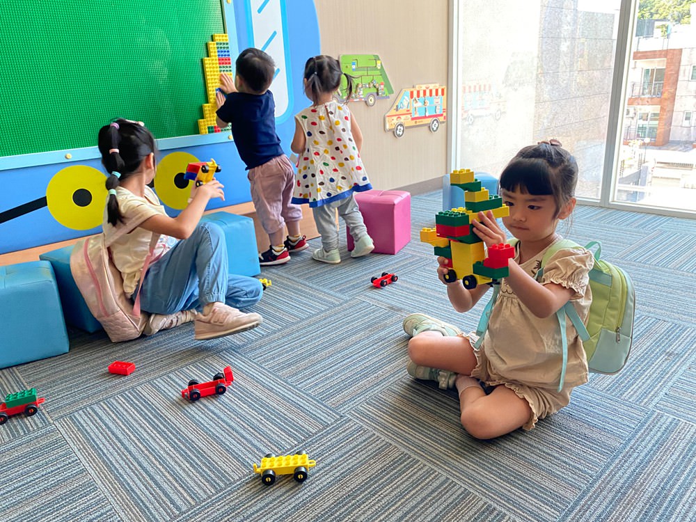 台東住宿推薦|鐵道旅驛追球日誌 無人機光雕音樂會 美娥海鮮必吃 逐浪海景咖啡看海 三天兩夜家族親子旅遊 - 第32張圖 台東住宿推薦|鐵道旅驛追球日誌 無人機光雕音樂會 美娥海鮮必吃 逐浪海景咖啡看海 三天兩夜家族親子旅遊