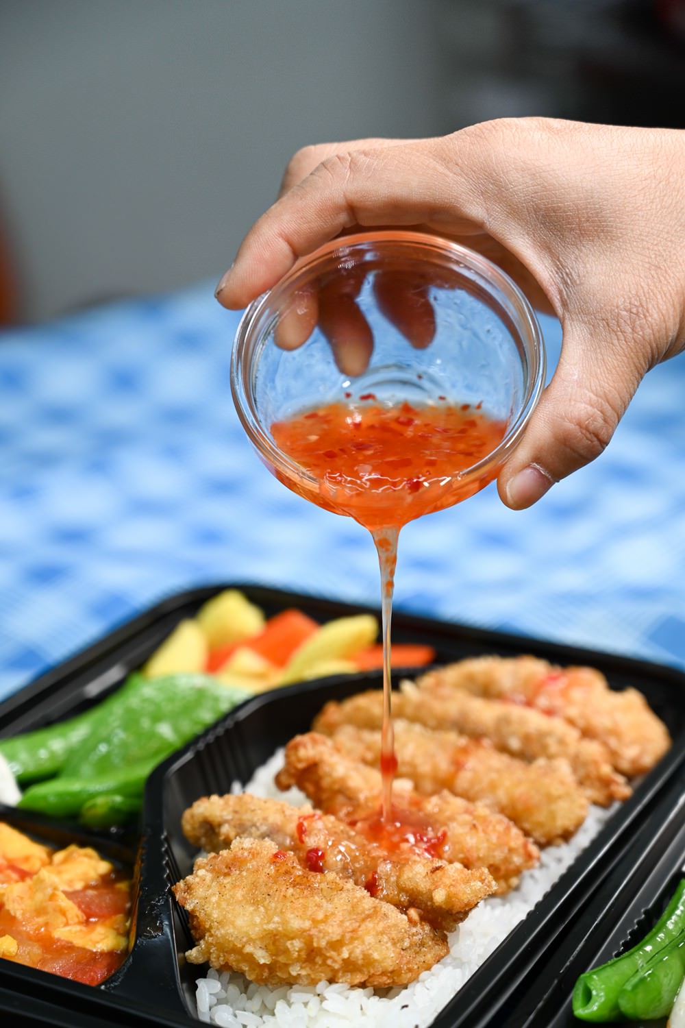 喜憨兒好食便當全新主菜 泰式檸檬魚柳 醬燒松阪豬 激推! 鹽烤鯖魚 竟然只要80元就吃的到!