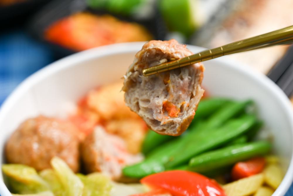 喜憨兒好食便當全新主菜 泰式檸檬魚柳 醬燒松阪豬 激推! 鹽烤鯖魚 竟然只要80元就吃的到!