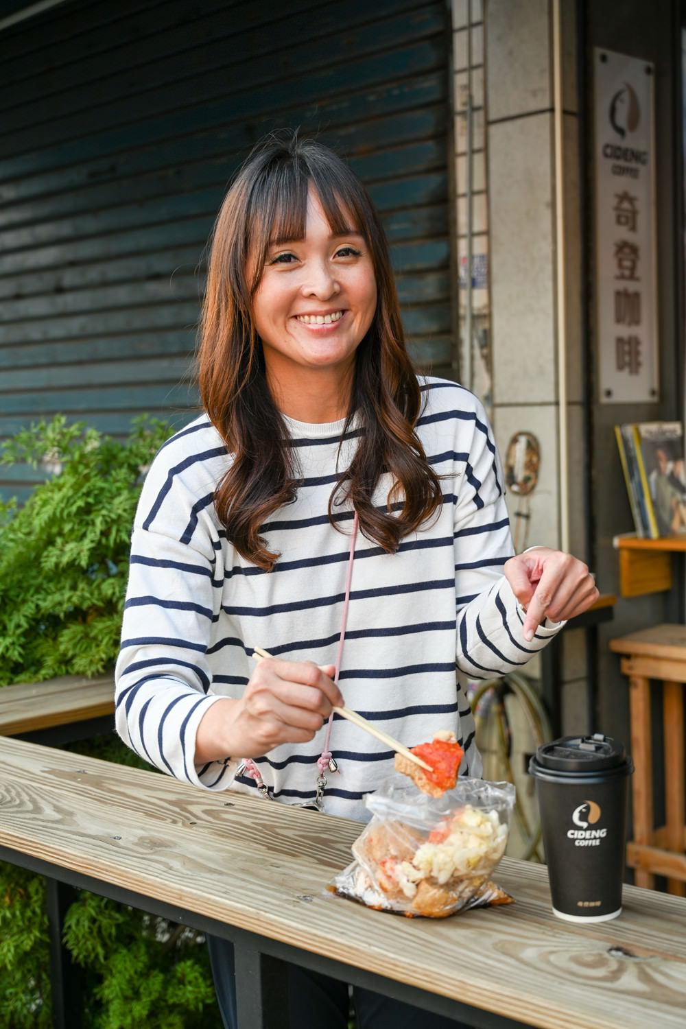 屏東萬丹共學趣｜親子一日旅遊推薦，必吃馬卡龍紅豆餅、萬丹古早味綠蕉美食、臭豆腐配精品咖啡，竹林有機農場羅勒洗顏慕斯DIY、丹醇研選牧場鮮乳!