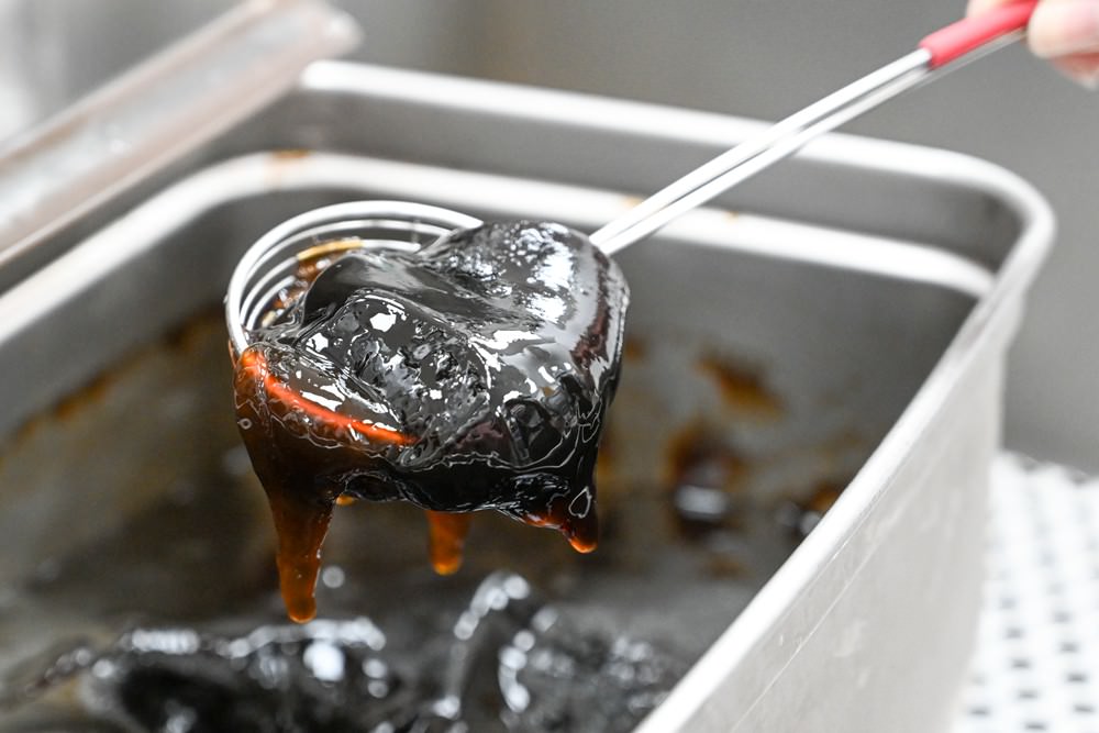 屏東萬丹共學趣｜親子一日旅遊推薦，必吃馬卡龍紅豆餅、萬丹古早味綠蕉美食、臭豆腐配精品咖啡，竹林有機農場羅勒洗顏慕斯DIY、丹醇研選牧場鮮乳!