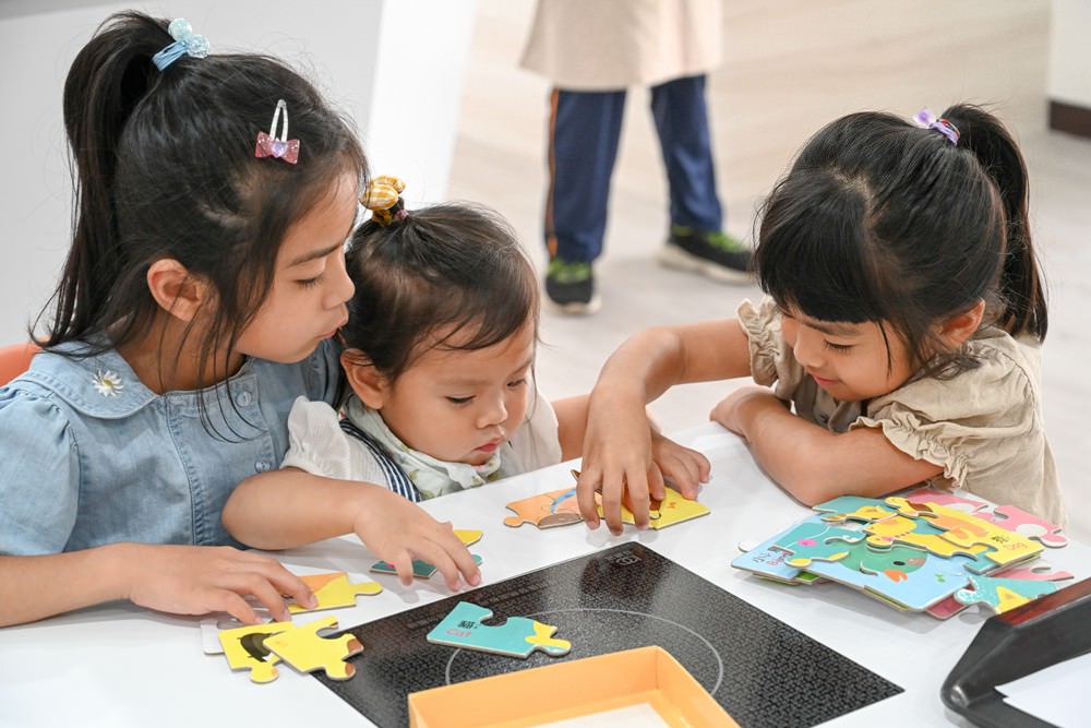 高雄鍋物推薦|喜憨兒鍋物料理 澎湃海陸總匯 六種湯底任選 自助吧 全新裝潢個人鍋 親子友善餐廳 高雄聯萌巨萌角色直擊 - 第7張圖 高雄鍋物推薦|喜憨兒鍋物料理 澎湃海陸總匯 六種湯底任選 自助吧 全新裝潢個人鍋 親子友善餐廳 高雄聯萌巨萌角色直擊