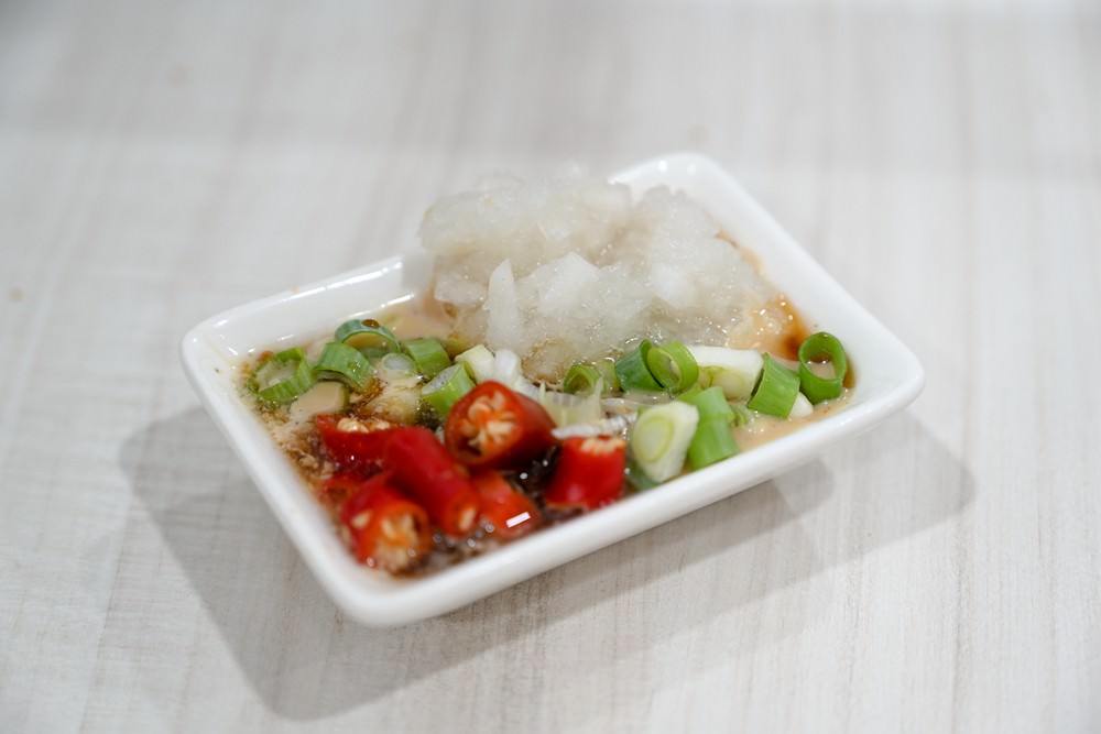 高雄鍋物推薦|喜憨兒鍋物料理 澎湃海陸總匯 六種湯底任選 自助吧 全新裝潢個人鍋 親子友善餐廳 高雄聯萌巨萌角色直擊 - 第16張圖 高雄鍋物推薦|喜憨兒鍋物料理 澎湃海陸總匯 六種湯底任選 自助吧 全新裝潢個人鍋 親子友善餐廳 高雄聯萌巨萌角色直擊