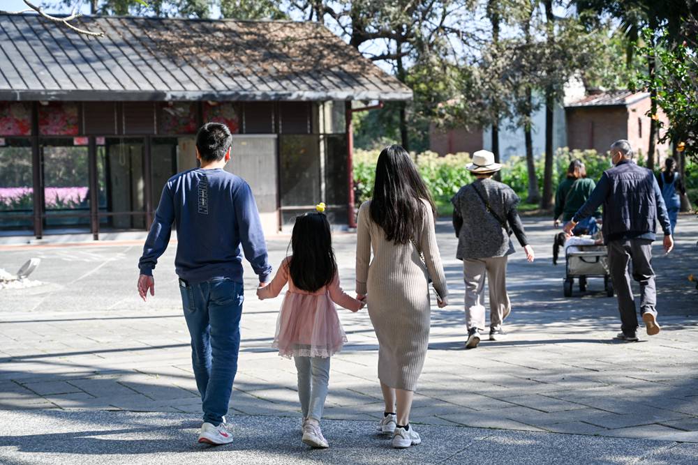 屏東親子旅遊景點｜六堆客家文化園區 客家米食DIY &手洗愛玉，六堆好味緒報名中! 單車漫遊、賞螢露營、遊憩沙坑、小星球兒童館、展覽與文化體驗，讓我們一同走訪六堆好所在!