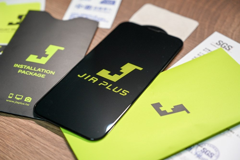 iPhone螢幕保護貼推薦 | 佳佳貼 Jia plus 無色藍光玻璃保護貼 高鋁矽玻璃硬度9H,壓邊實測50KG以上,降低藍光也能維持真實色彩! - 第14張圖 iPhone螢幕保護貼推薦 | 佳佳貼 Jia plus 無色藍光玻璃保護貼 高鋁矽玻璃硬度9H,壓邊實測50KG以上,降低藍光也能維持真實色彩!