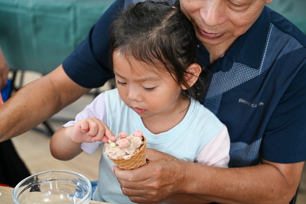 屏東可可巧克力園區半日遊 | 親子摘果體驗、可可冰淇淋&多肉療癒植栽DIY，可可覓境咖啡廳 濃濃可可冰沙、可可風味套餐，屏東旅遊景點半日遊!