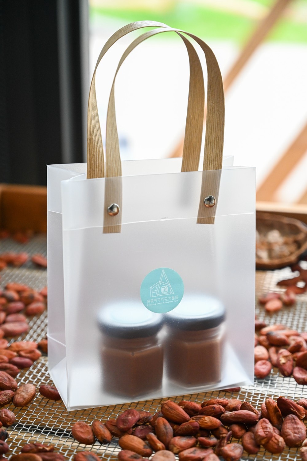 屏東可可巧克力園區半日遊 | 親子摘果體驗、可可冰淇淋&多肉療癒植栽DIY,可可覓境咖啡廳 濃濃可可冰沙、可可風味套餐,屏東旅遊景點半日遊! - 第34張圖 屏東可可巧克力園區半日遊 | 親子摘果體驗、可可冰淇淋&多肉療癒植栽DIY,可可覓境咖啡廳 濃濃可可冰沙、可可風味套餐,屏東旅遊景點半日遊!