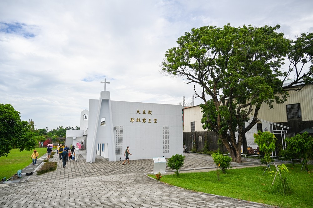 屏東可可巧克力園區半日遊 | 親子摘果體驗、可可冰淇淋&多肉療癒植栽DIY,可可覓境咖啡廳 濃濃可可冰沙、可可風味套餐,屏東旅遊景點半日遊! - 第12張圖 屏東可可巧克力園區半日遊 | 親子摘果體驗、可可冰淇淋&多肉療癒植栽DIY,可可覓境咖啡廳 濃濃可可冰沙、可可風味套餐,屏東旅遊景點半日遊!