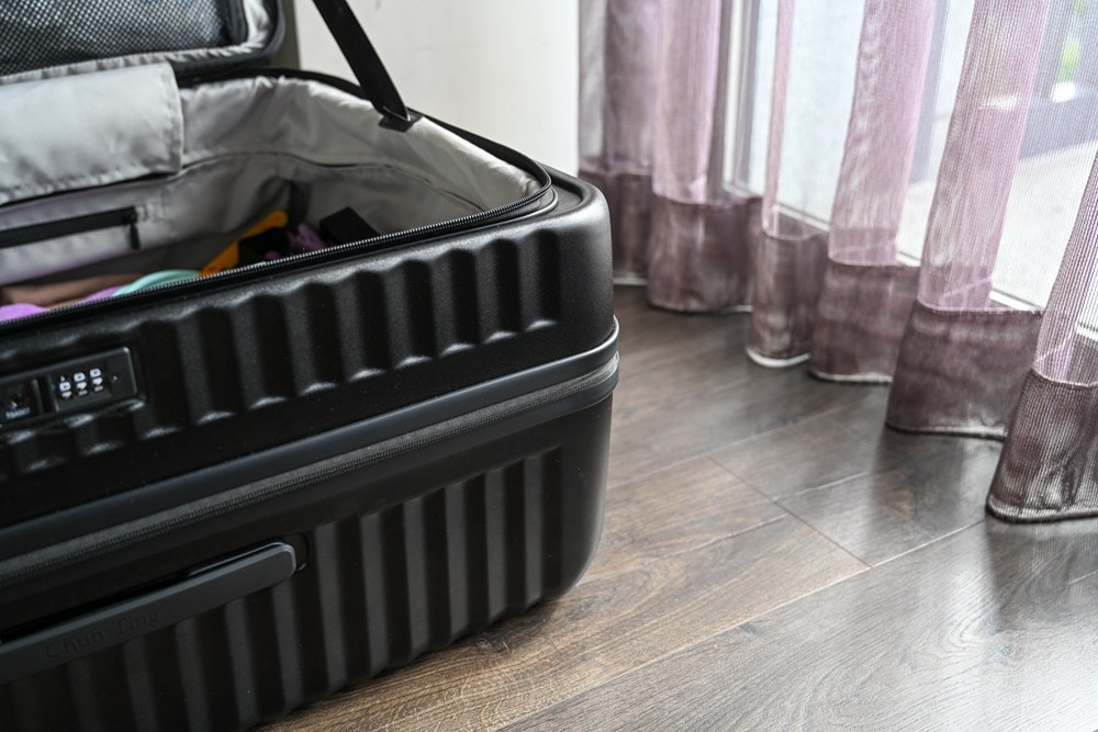 行李箱 登機箱 開箱 | With Me前開上掀波卡箱,五大精選特色強力推薦!行李超能裝、攤開好輕鬆,四天三夜旅行就靠它! - 第14張圖 行李箱 登機箱 開箱 | With Me前開上掀波卡箱,五大精選特色強力推薦!行李超能裝、攤開好輕鬆,四天三夜旅行就靠它!