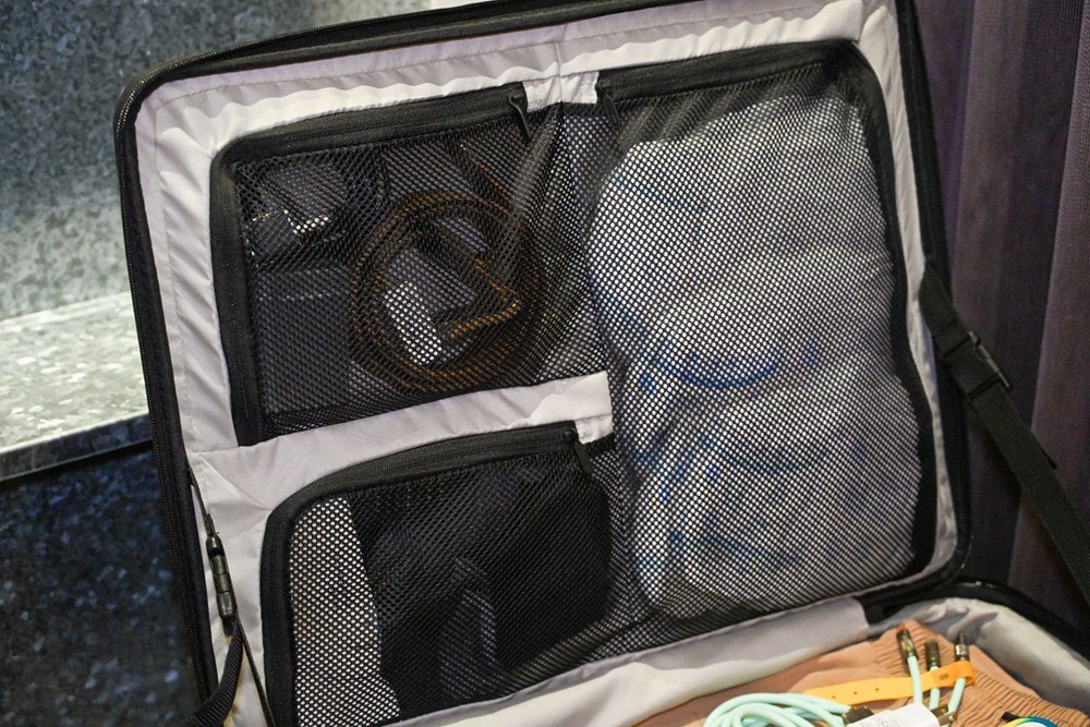 行李箱 登機箱 開箱 | With Me前開上掀波卡箱,五大精選特色強力推薦!行李超能裝、攤開好輕鬆,四天三夜旅行就靠它! - 第16張圖 行李箱 登機箱 開箱 | With Me前開上掀波卡箱,五大精選特色強力推薦!行李超能裝、攤開好輕鬆,四天三夜旅行就靠它!