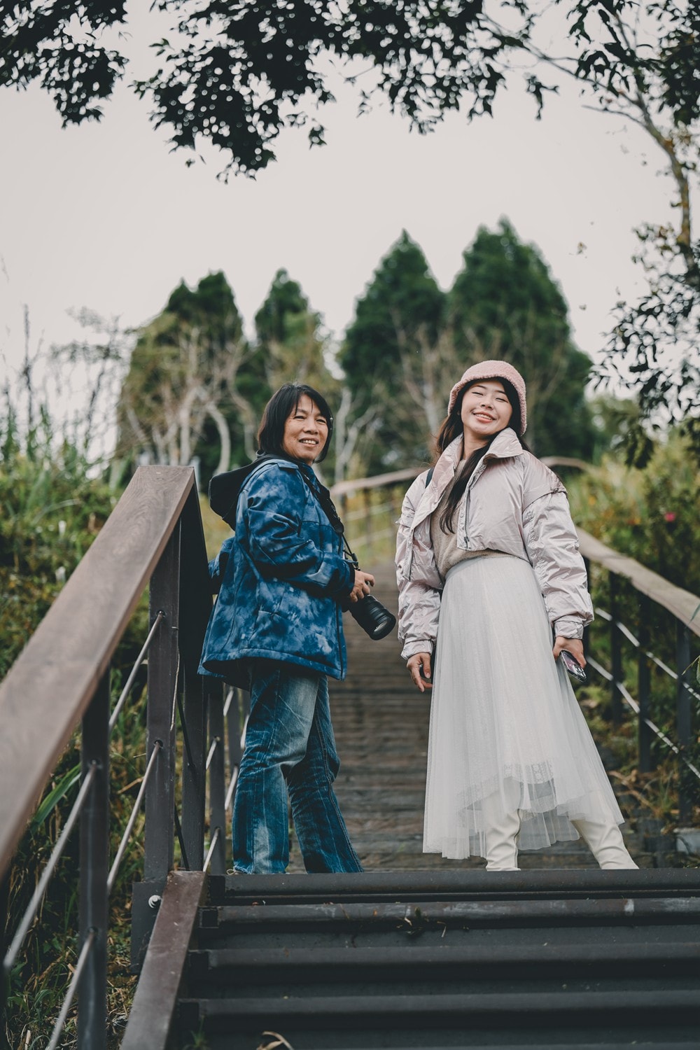 高雄桃源櫻花季開跑 寶山二集團「櫻前線」，二日遊【美拍美食景點特報】，梅園野營秘境、山籟愛玉館、南橫飲食店、梅山吊橋，一起相約賞櫻賞梅!