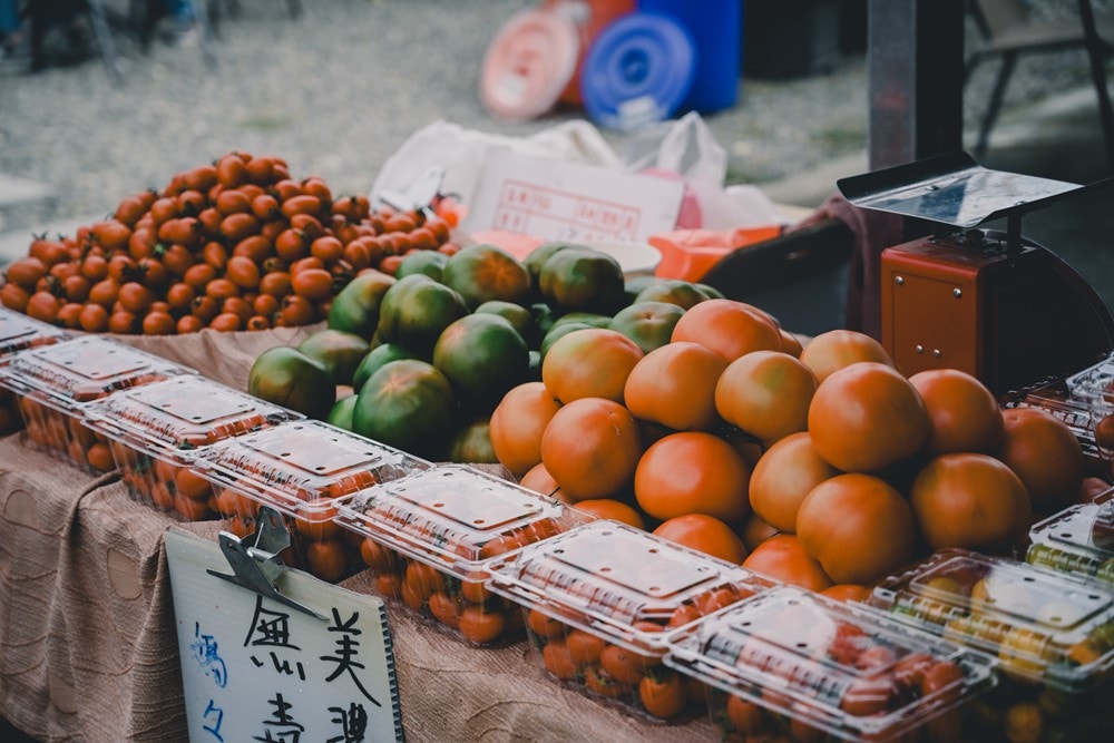 高雄美濃花海彩繪大地 賞花逛新春文創市集 ,阿弟牯阿妹妹、摩艾、凌波仙子、夢迴伯公 美拍景點,客家小炒、水磨豆花 美味私房,探訪藏金天目釉技藝 陶木漆藝術手作工坊! - 第25張圖 高雄美濃花海彩繪大地 賞花逛新春文創市集 ,阿弟牯阿妹妹、摩艾、凌波仙子、夢迴伯公 美拍景點,客家小炒、水磨豆花 美味私房,探訪藏金天目釉技藝 陶木漆藝術手作工坊!
