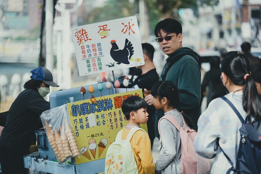 2025高雄冬日遊樂園，那年我們一起追的吉伊卡哇~烏薩其~小八，夜裡漫遊巴黎搭了N次!