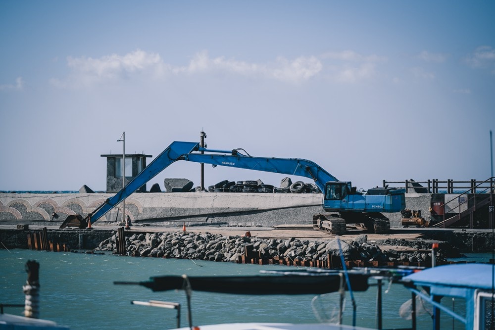 屏東車城一日遊 | 海口看海美術館吹落山風，四重溪悠客馬場騎馬趣，孩子們的戶外旅行體驗!