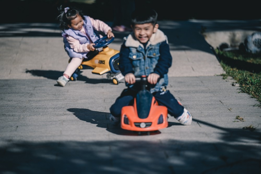 屏東車城一日遊 | 海口看海美術館吹落山風，四重溪悠客馬場騎馬趣，孩子們的戶外旅行體驗!