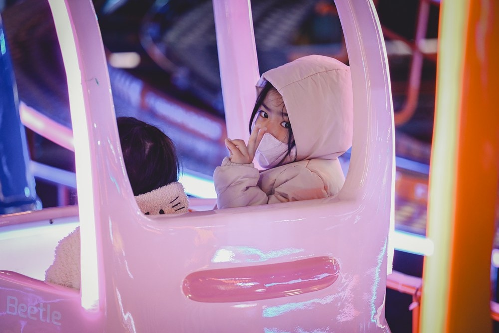 2025高雄冬日遊樂園，那年我們一起追的吉伊卡哇~烏薩其~小八，夜裡漫遊巴黎搭了N次!