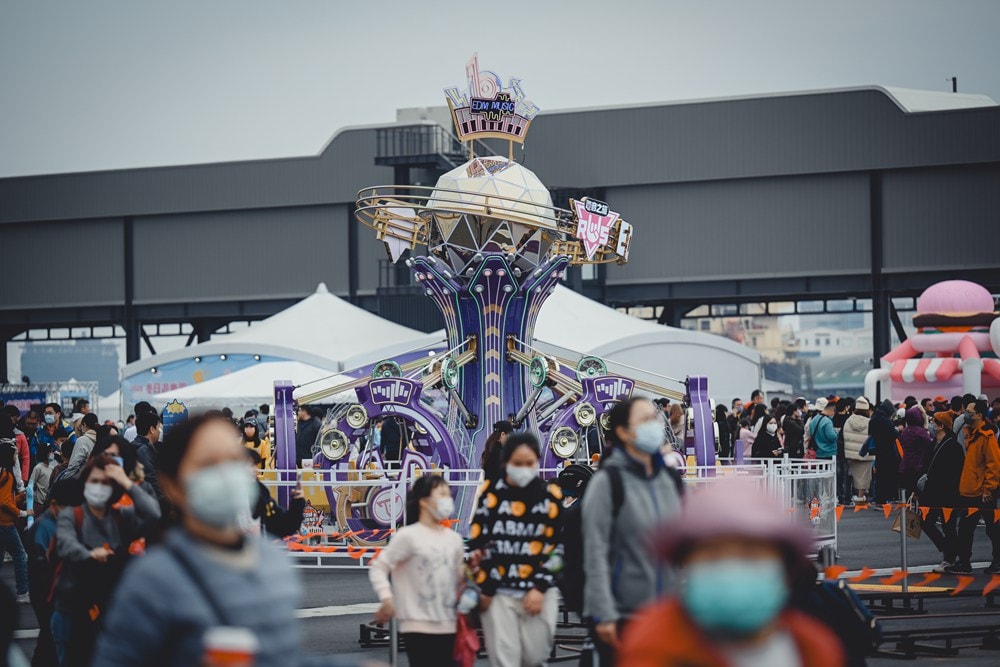 2025高雄冬日遊樂園，那年我們一起追的吉伊卡哇~烏薩其~小八，夜裡漫遊巴黎搭了N次!