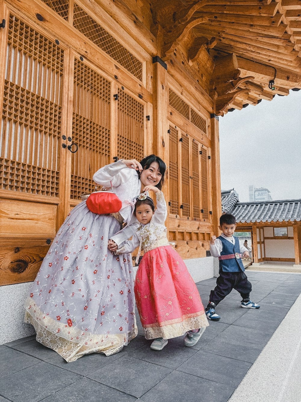韓國五天四夜自由行，我選擇TAS MOBILE WIFI，讓旅行無後顧之憂，讀者優惠 期間限定!