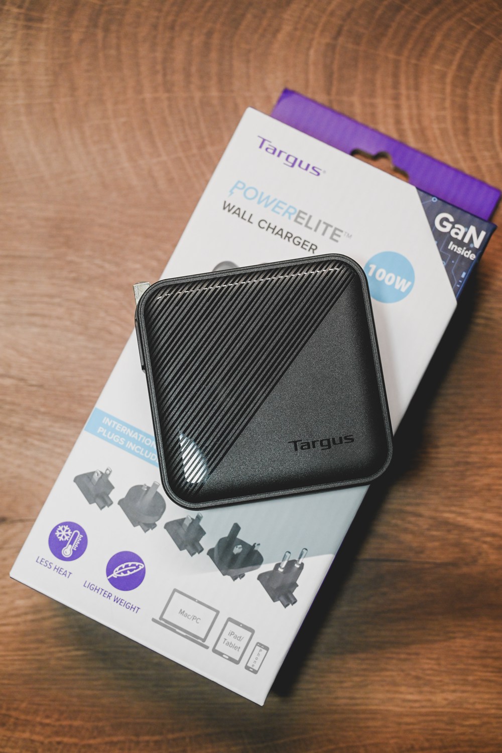 【開箱實測】Targus Powerful 100W 氮化鎵 GaN 充電器 APA109|影像創作者的多設備快充神器 - 第13張圖 【開箱實測】Targus Powerful 100W 氮化鎵 GaN 充電器 APA109|影像創作者的多設備快充神器