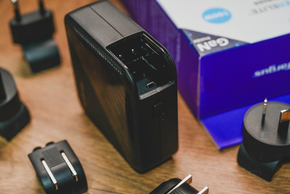 【開箱實測】Targus Powerful 100W 氮化鎵 GaN 充電器 APA109|影像創作者的多設備快充神器 - 第4張圖 【開箱實測】Targus Powerful 100W 氮化鎵 GaN 充電器 APA109|影像創作者的多設備快充神器