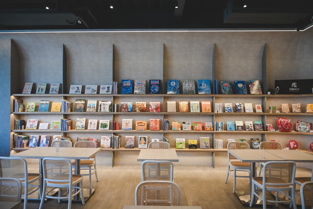 東港&大鵬灣|冬日小旅行 建議行程,在海口城鎮中,感受東港的人文、海味與自然之美! - 第24張圖 東港&大鵬灣|冬日小旅行 建議行程,在海口城鎮中,感受東港的人文、海味與自然之美!