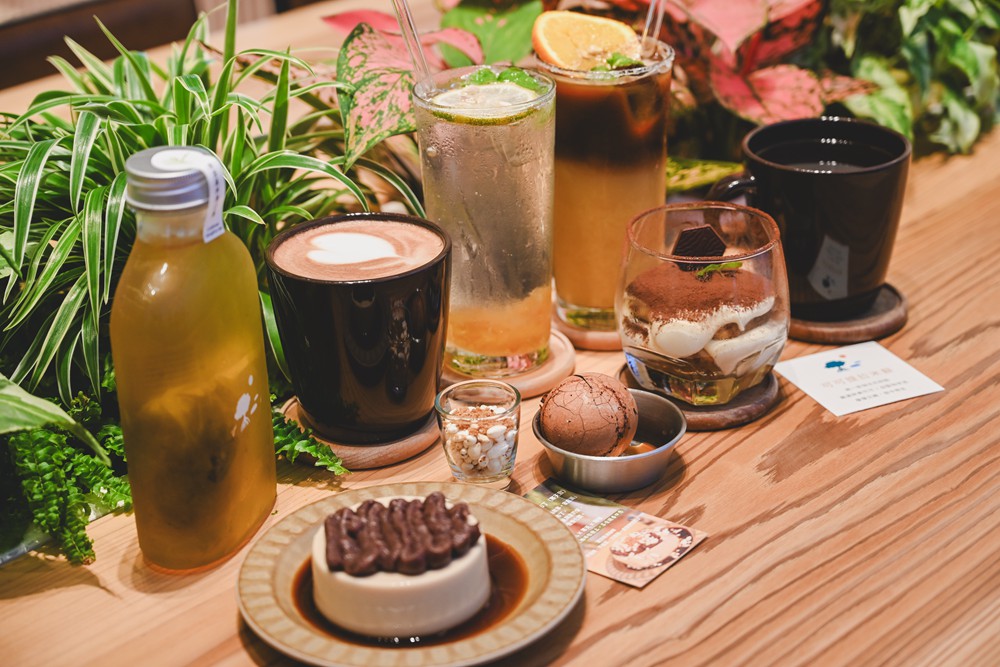 東港&大鵬灣｜冬日小旅行 建議行程，在海口城鎮中，感受東港的人文、海味與自然之美!