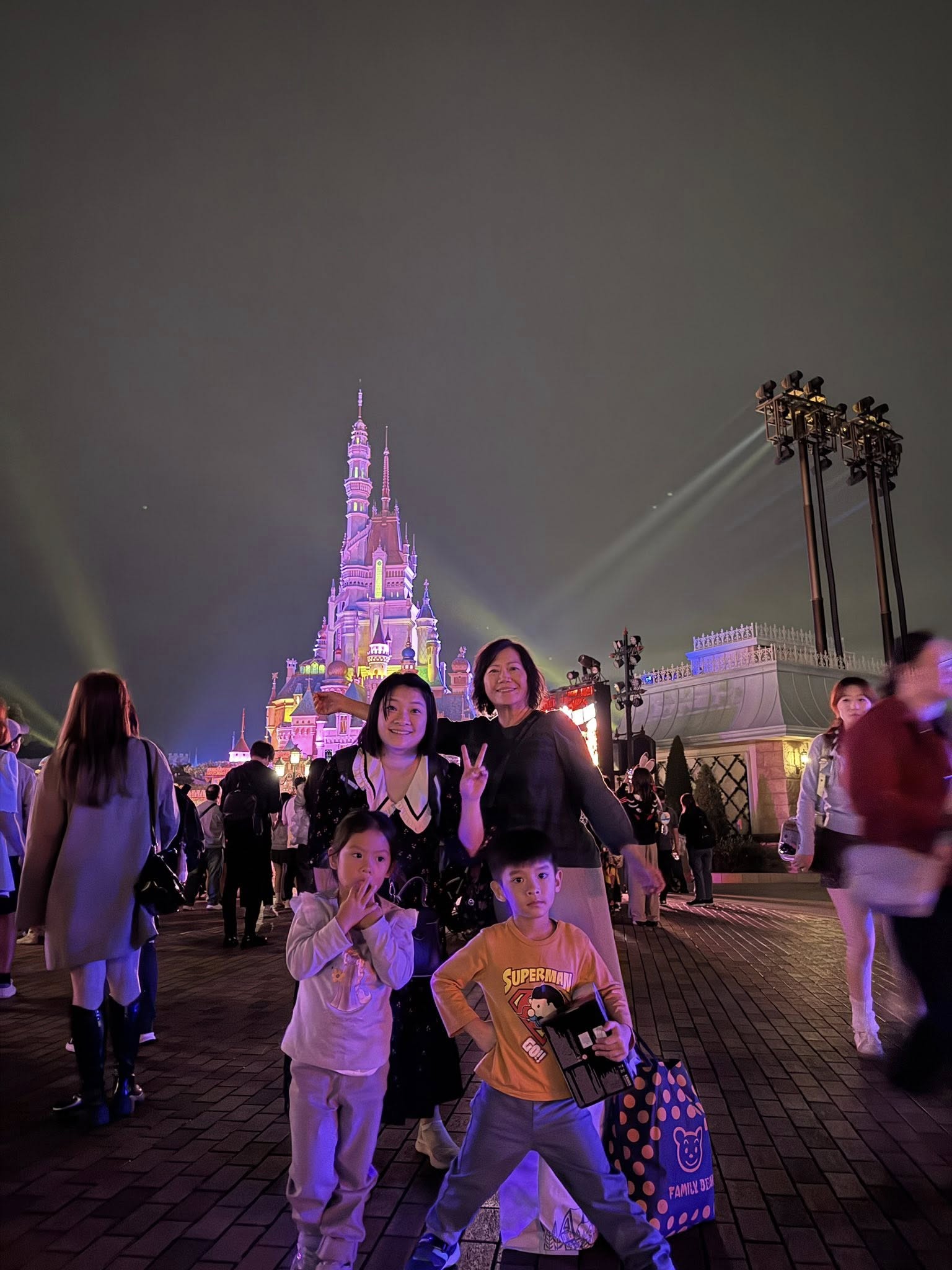 TAS MOBILE WIFI × 香港迪士尼 20 週年 最輕鬆、最省心的 2025 必玩攻略! - 第24張圖 TAS MOBILE WIFI × 香港迪士尼 20 週年 最輕鬆、最省心的 2025 必玩攻略!