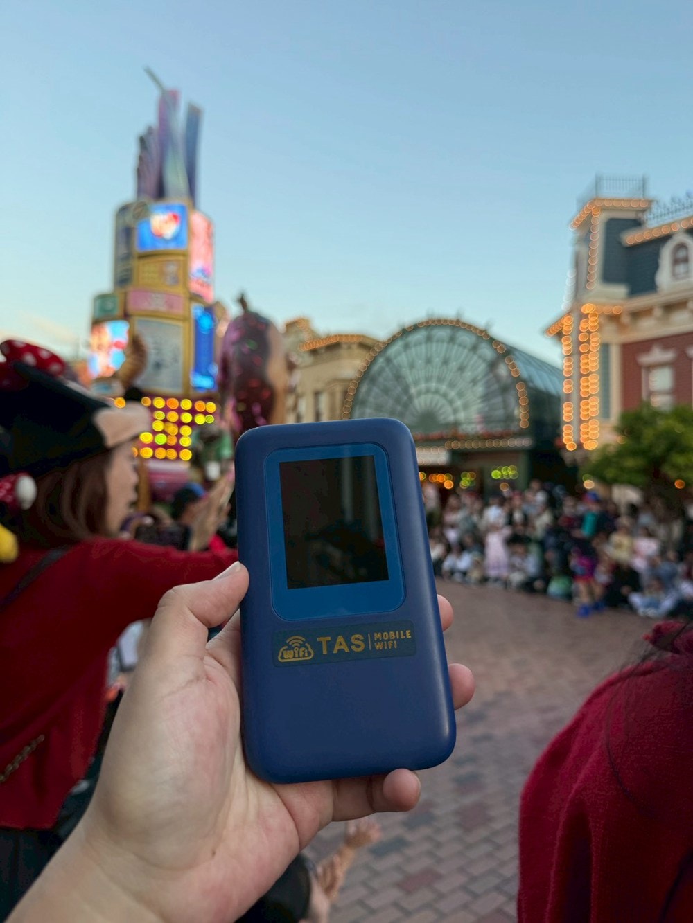 TAS MOBILE WIFI × 香港迪士尼 20 週年  最輕鬆、最省心的 2025 必玩攻略！