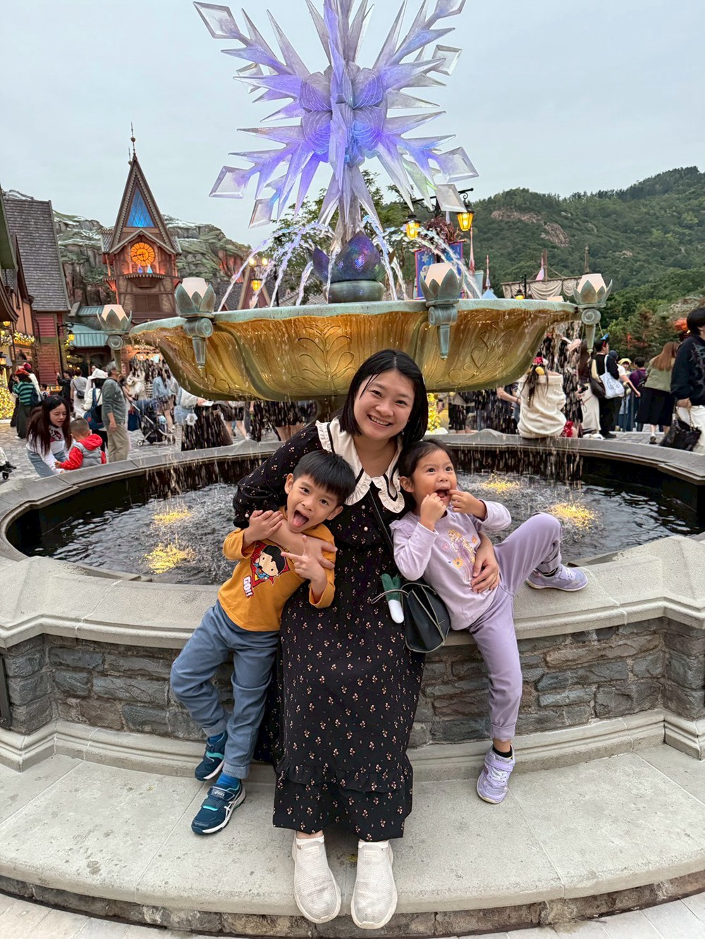 TAS MOBILE WIFI × 香港迪士尼 20 週年  最輕鬆、最省心的 2025 必玩攻略！