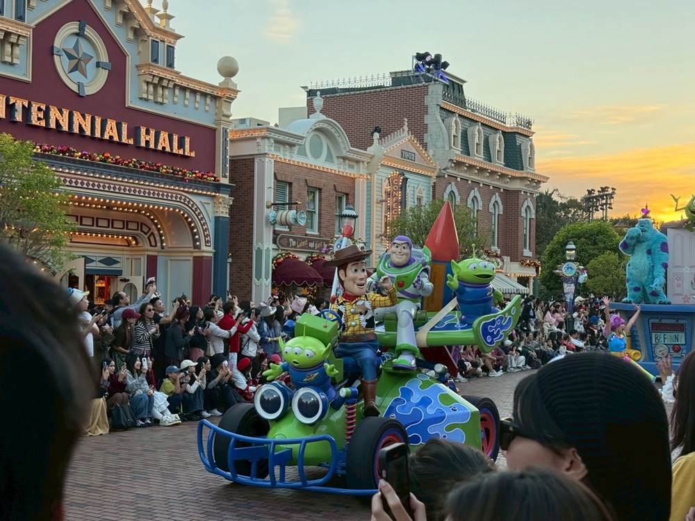 TAS MOBILE WIFI × 香港迪士尼 20 週年  最輕鬆、最省心的 2025 必玩攻略！