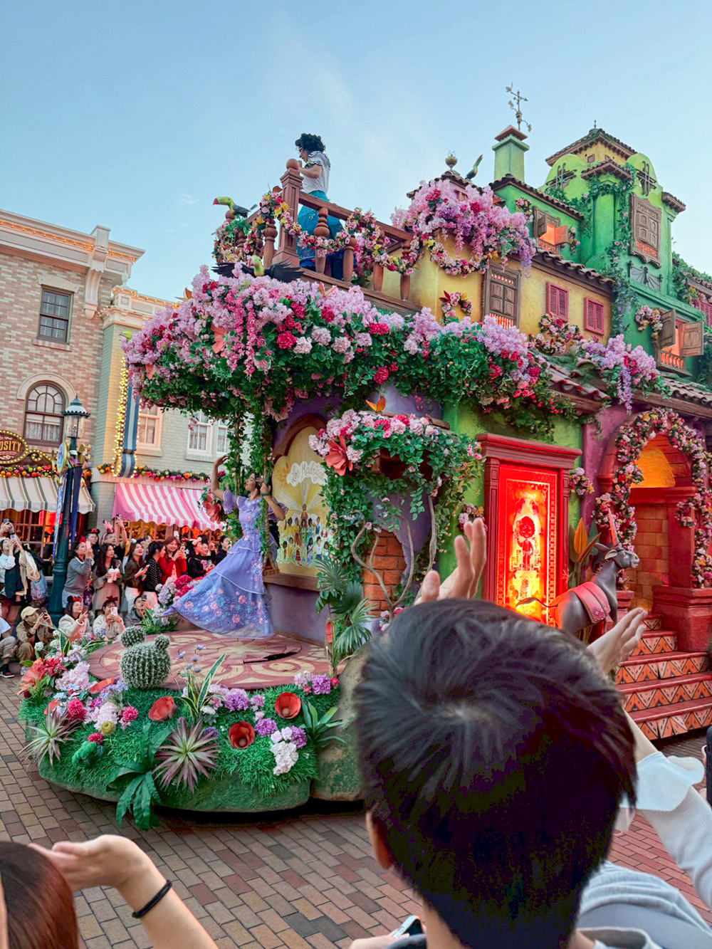 TAS MOBILE WIFI × 香港迪士尼 20 週年 最輕鬆、最省心的 2025 必玩攻略! - 第26張圖 TAS MOBILE WIFI × 香港迪士尼 20 週年 最輕鬆、最省心的 2025 必玩攻略!