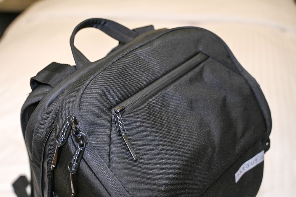 旅遊部落客推薦｜Targus 擴充式電腦後背包 15-16吋 Work+32L 旗艦款休閒包 登山健行/旅遊/商務 科技感多功能旅行包